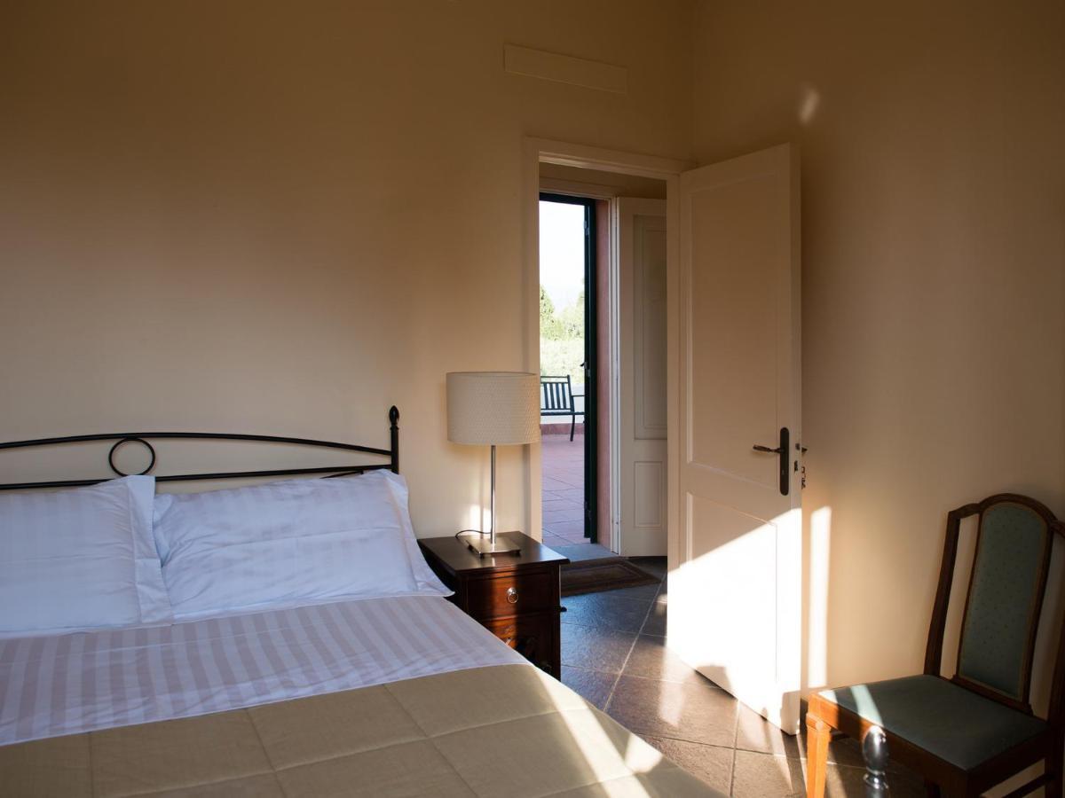 B&B Don Gaspano Pace Del Mela Bagian luar foto
